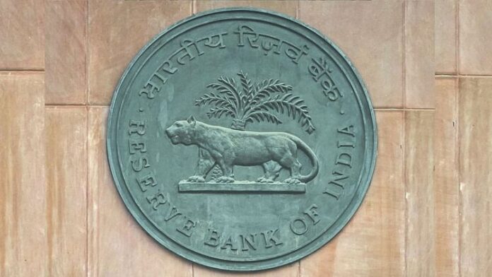 <b>आरबीआई-की-रिपोर्ट:-ऊर्जा-वितरण-कंपनियों-का-वित्तीय-बोझ-बढ़ता-जा-रहा-है,-राज्य-सरकारों-के-लिए-भारी-चुनौती</b>