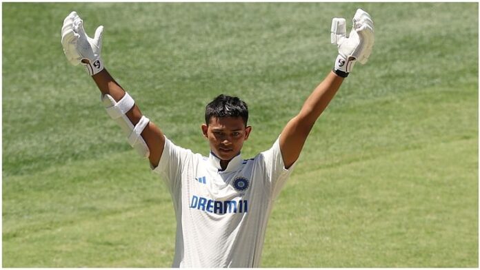<b>यशस्वी-जायसवाल-का-अद्भुत-प्रदर्शन:-92-साल-बाद-एक-नई-उपलब्धि,-मिचेल-स्टार्क-पर-बरसे-कई-चौके</b>