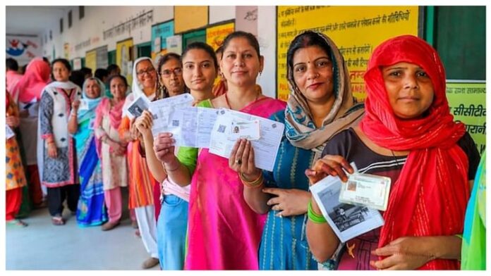 <b>महिलाओं-की-मतदान-भागीदारी-में-वृद्धि:-साक्षरता-दर-के-प्रभाव-का-अध्ययन</b>