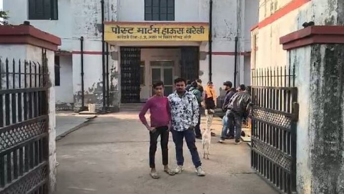 <b>बरेली-में-युवक-ने-पत्नी-से-झगड़े-के-बाद-किया-आत्मदाह,-जिंदा-जलकर-हुई-दर्दनाक-मौत</b>