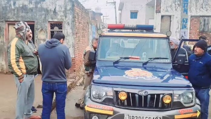 <b>बिजनाैर-में-धार्मिक-अनुष्ठान-के-दौरान-गैंगस्टर-की-निर्मम-हत्या,-इलाके-में-तनाव-बढ़ा</b>