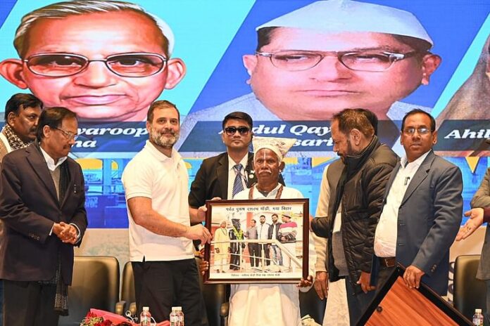 <b>राहुल-गांधी-और-लालू-यादव-की-मुलाकात:-बिहार-विधानसभा-चुनाव-के-लिए-क्या-है-रणनीति?</b>