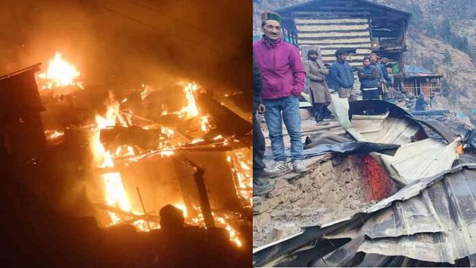 <b>उत्तरकाशी-में-भयानक-अग्निकांड:-सावणी-गांव-में-आग-ने-मचाया-भयावह-तांडव,-15-से-ज्यादा-परिवार-बेघर,-महिला-की-हुई-मौत</b>