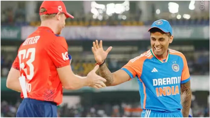 <b>भारत-और-इंग्लैंड-के-बीच-अंतिम-टी20-मुकाबला,-सैमसन-अभिषेक-शर्मा-की-जोड़ी-क्रीज-पर</b>