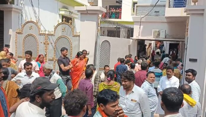 <b>बिहार-में-केंद्रीय-गृह-राज्य-मंत्री-के-भांजों-के-बीच-विवाद-के-चलते-गोलीबारी,-एक-की-मृत्यु-और-दूसरा-गंभीर-रूप-से-घायल</b>