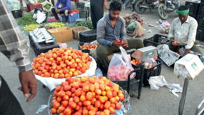 <b>मार्च-में-थोक-महंगाई-दर-में-गिरावट,-खाद्य-वस्तुओं-की-कीमतों-में-कमी-का-असर</b>