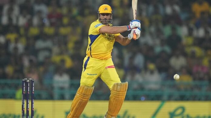 <b>महेंद्र-सिंह-धोनी-का-400वां-टी20-मुकाबला:-एक-नई-उपलब्धि-की-ओर-बढ़ते-हुए</b>