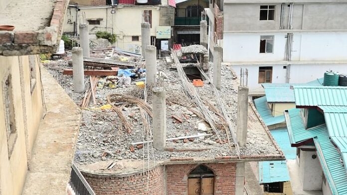 <b>संजौली-मस्जिद-का-सम्पूर्ण-भवन-गिराने-का-कोर्ट-ने-आदेश-दिया,-अवैध-निर्माण-की-पुष्टि</b>